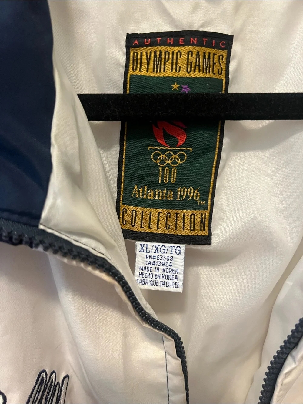 Vintage Atlanta 1996 Red White Navy Men's Windbreaker Jacket